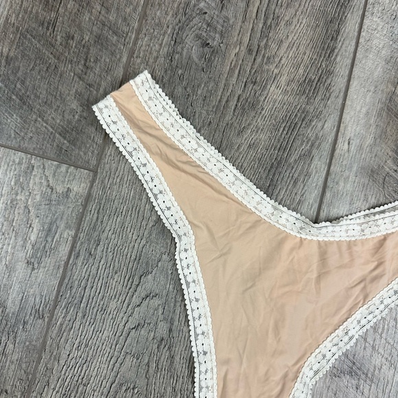 Aerie Tan Lace High Leg Thong - Picture 3 of 9